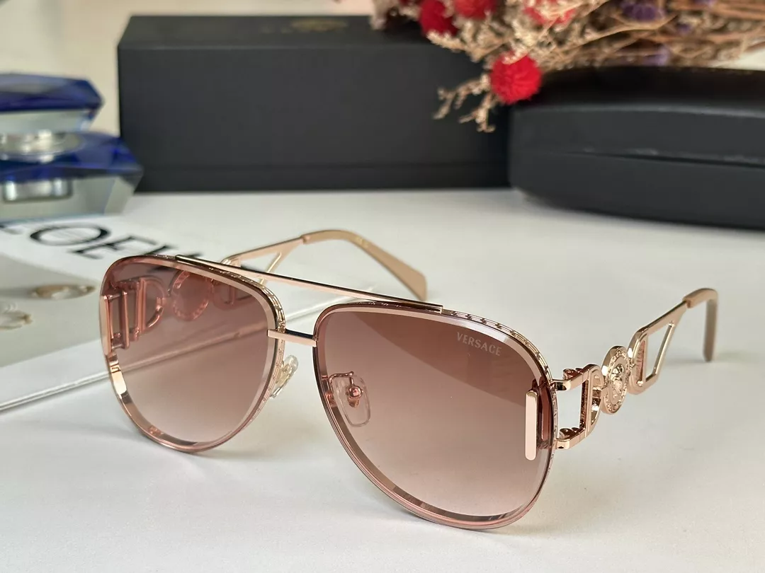 Versace AAA Quality Sunglasses Elegant 5452
