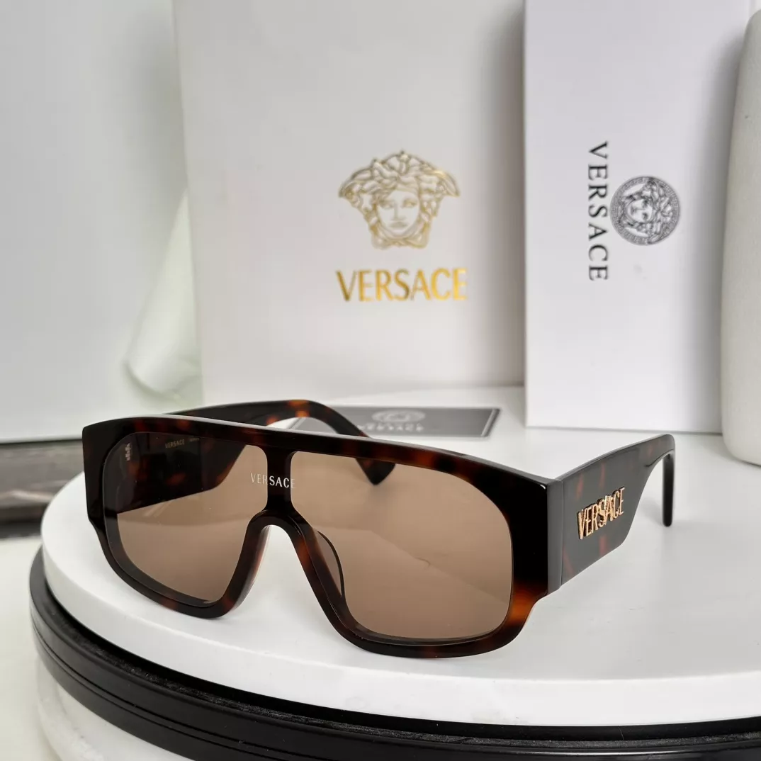 Versace AAA Quality Sunglasses Lightweight 2049