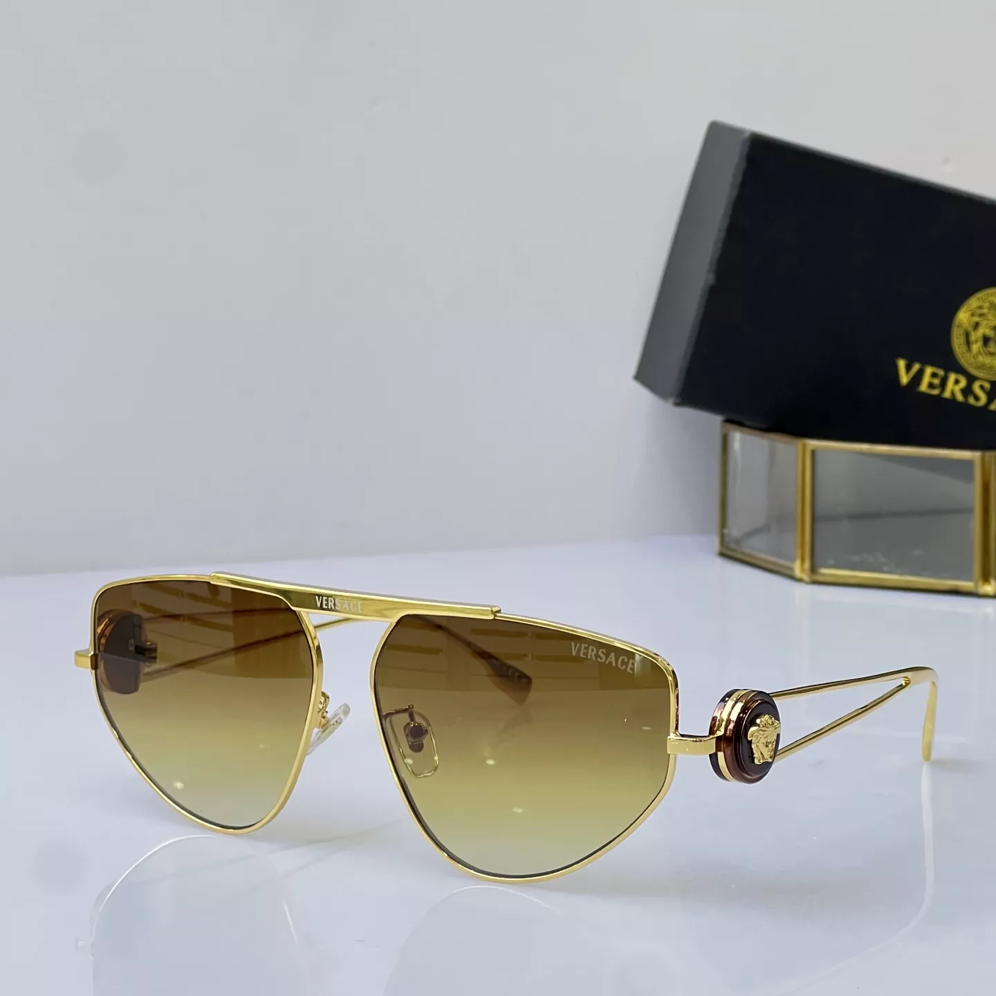 Versace AAA Quality Sunglasses Lightweight 2569