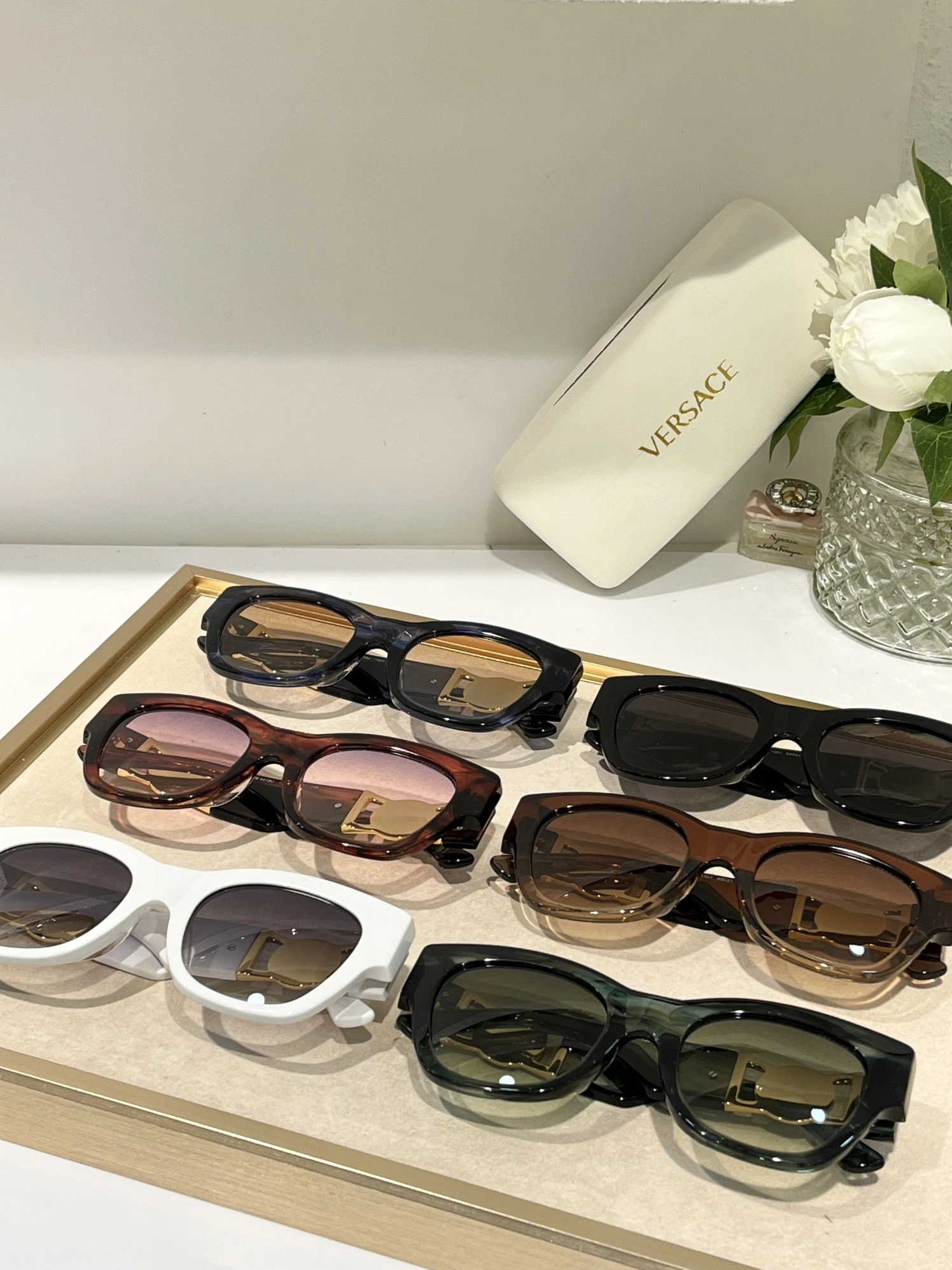 Versace AAA Quality Sunglasses Lightweight 9513