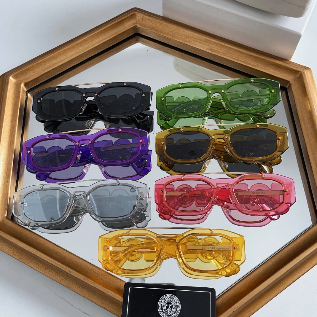 Versace AAA Quality Sunglasses Practical 3199