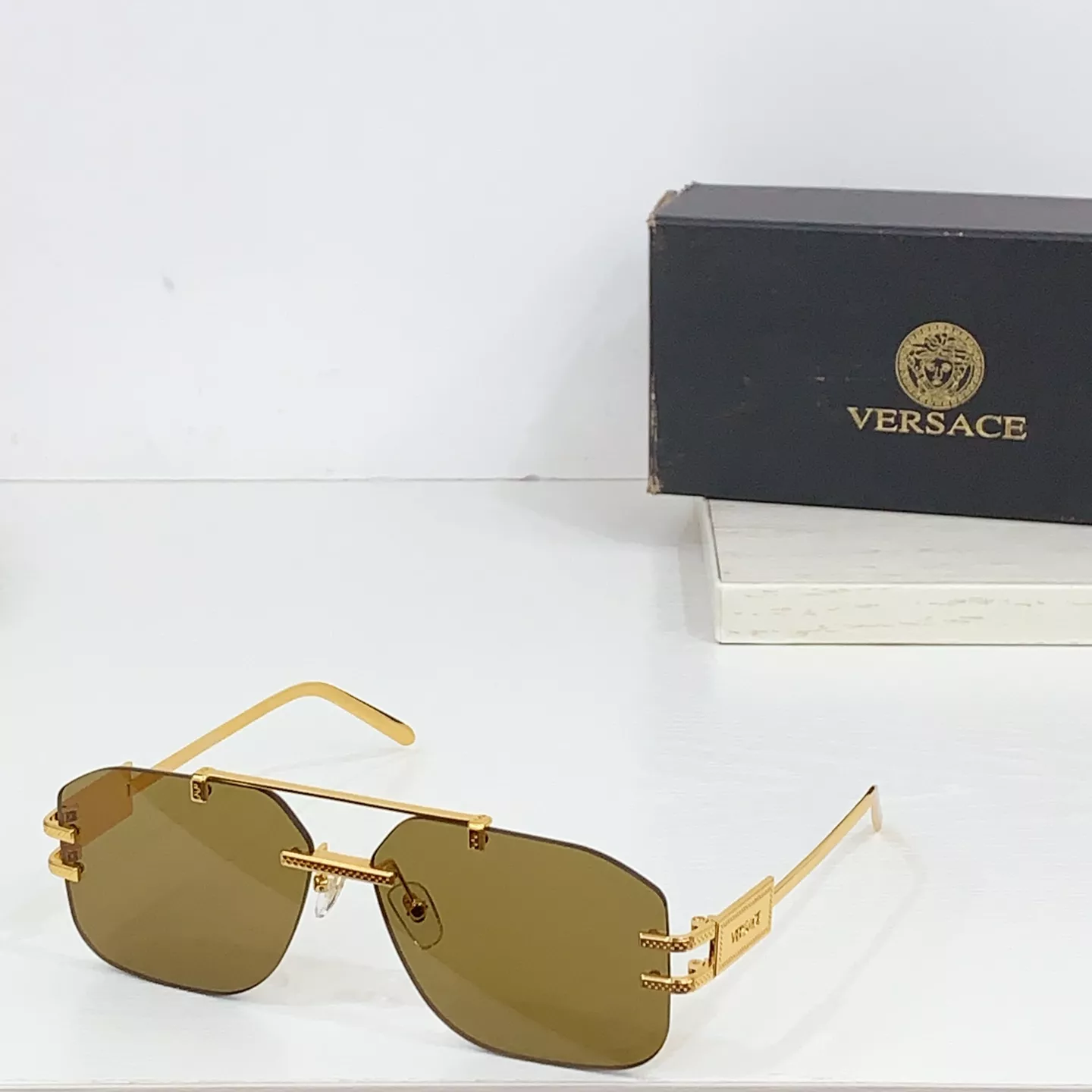 Versace AAA Quality Sunglasses Practical 9328