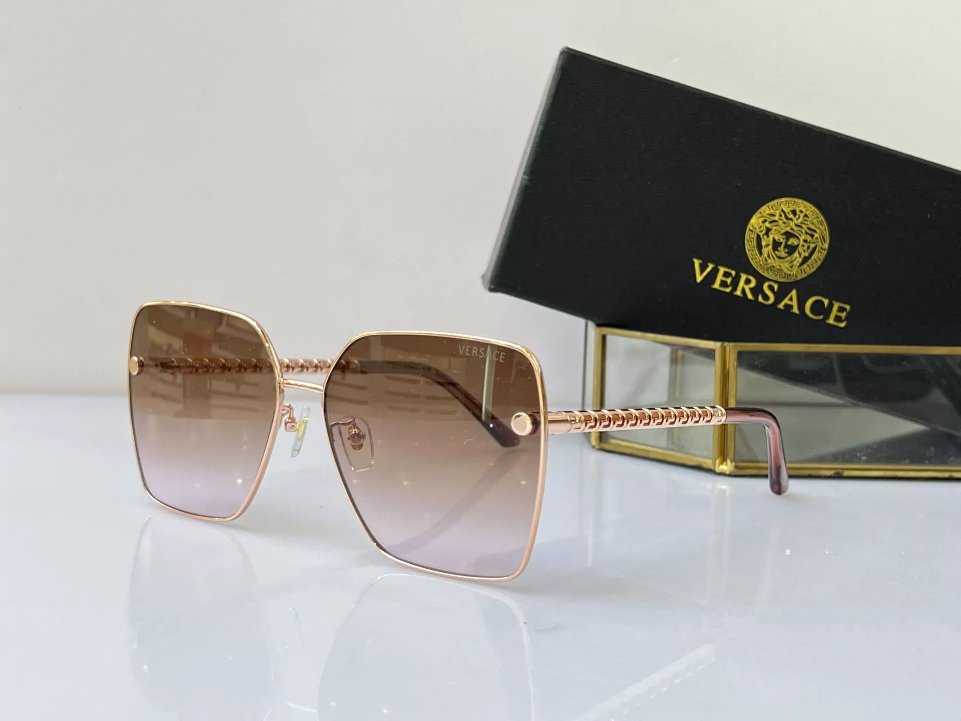 Versace AAA Quality Sunglasses Refined 1706