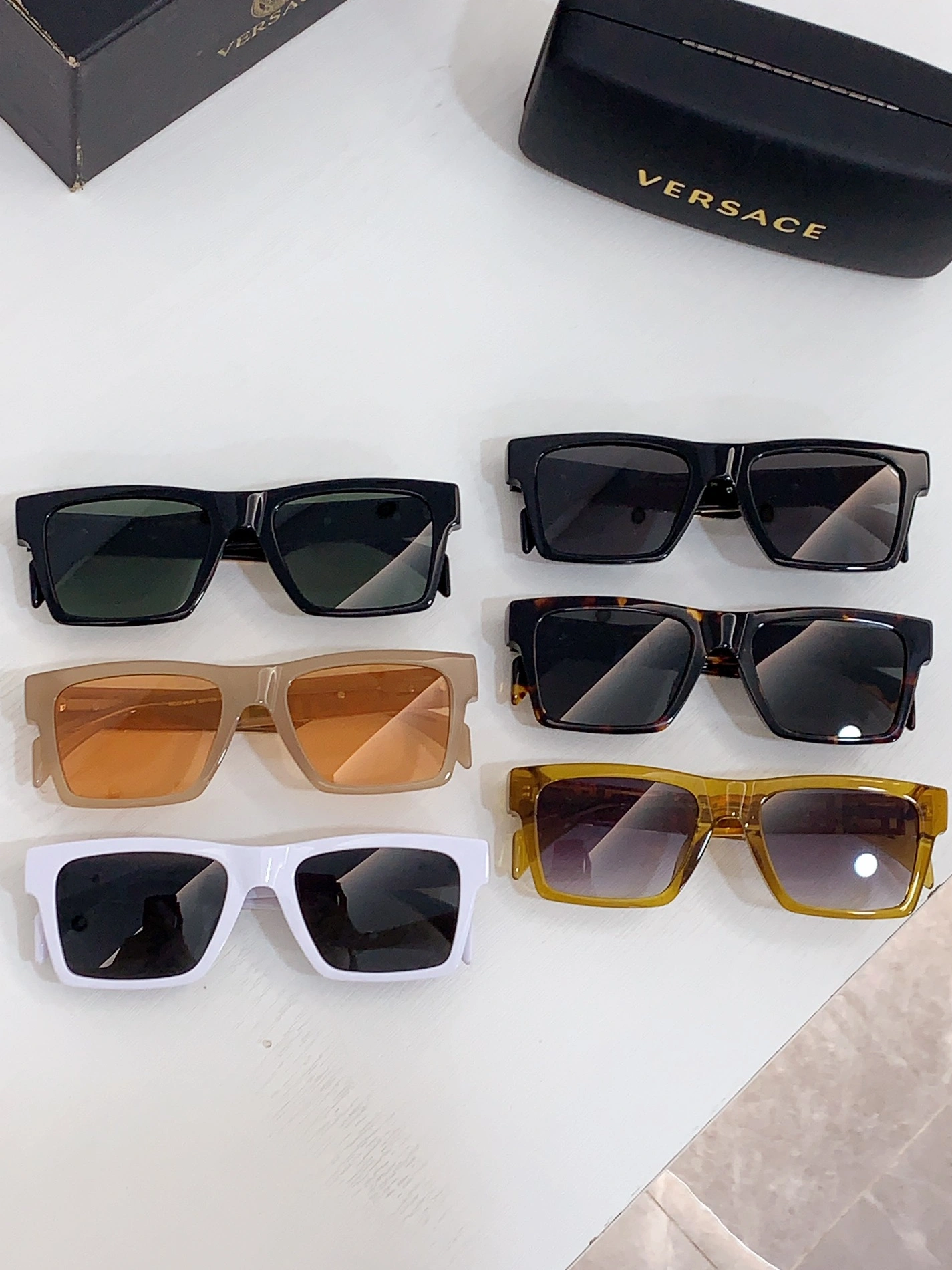 Versace AAA Quality Sunglasses Trendsetting 4194