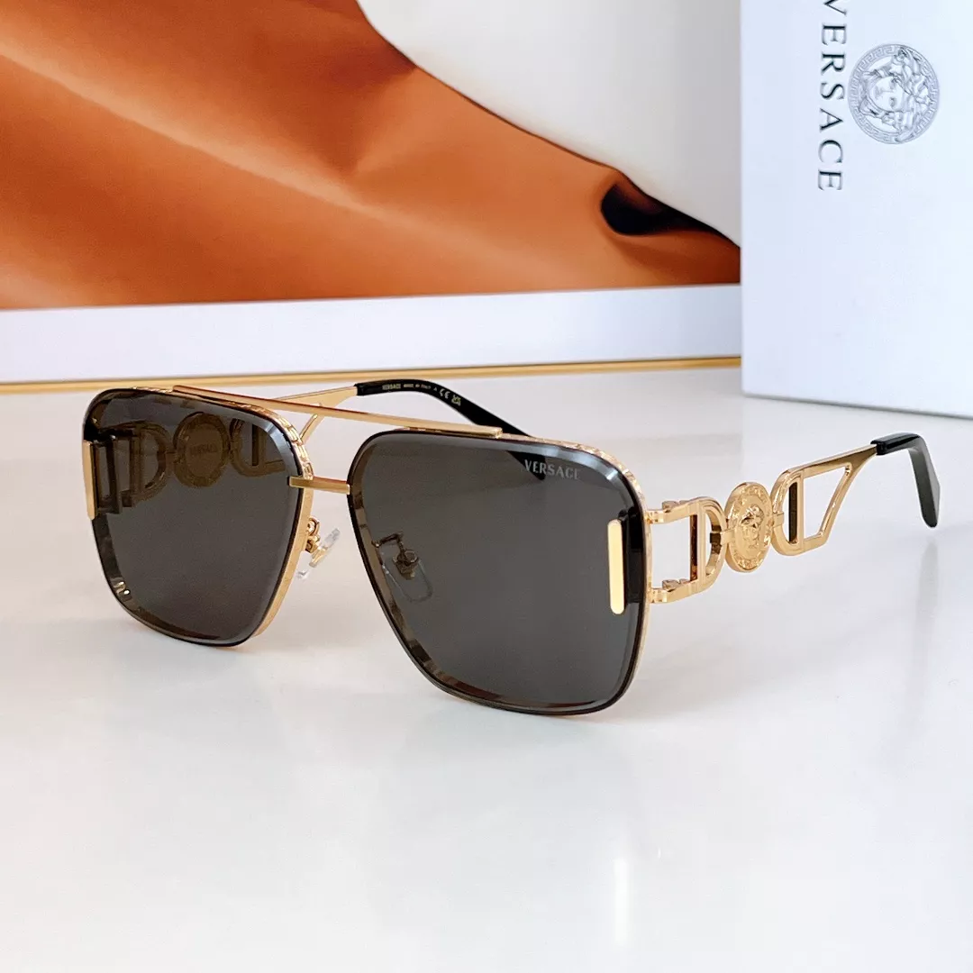 Versace AAA Quality Sunglasses Unique 7713