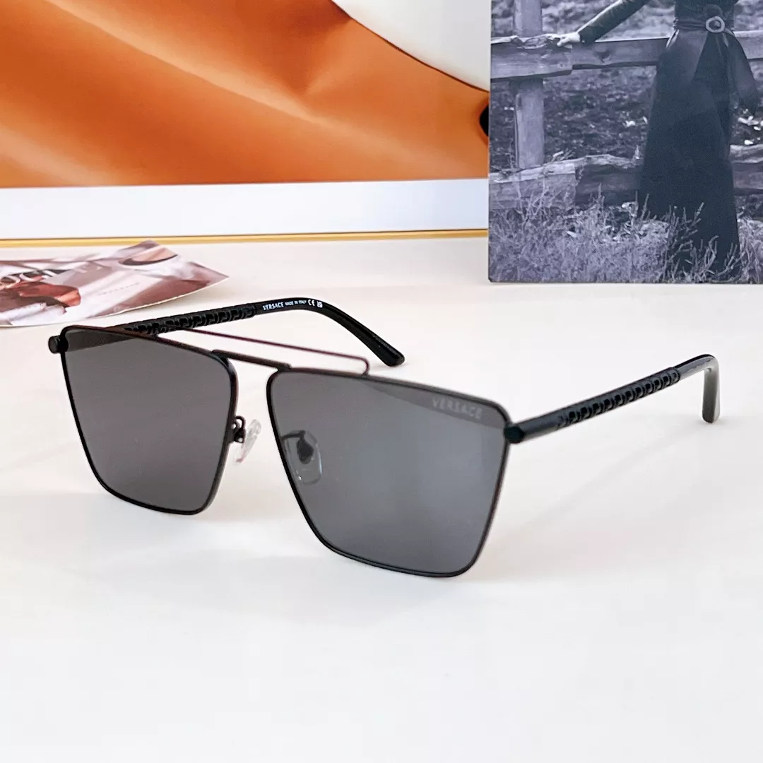 Versace AAA Quality Sunglasses Versatile 8859