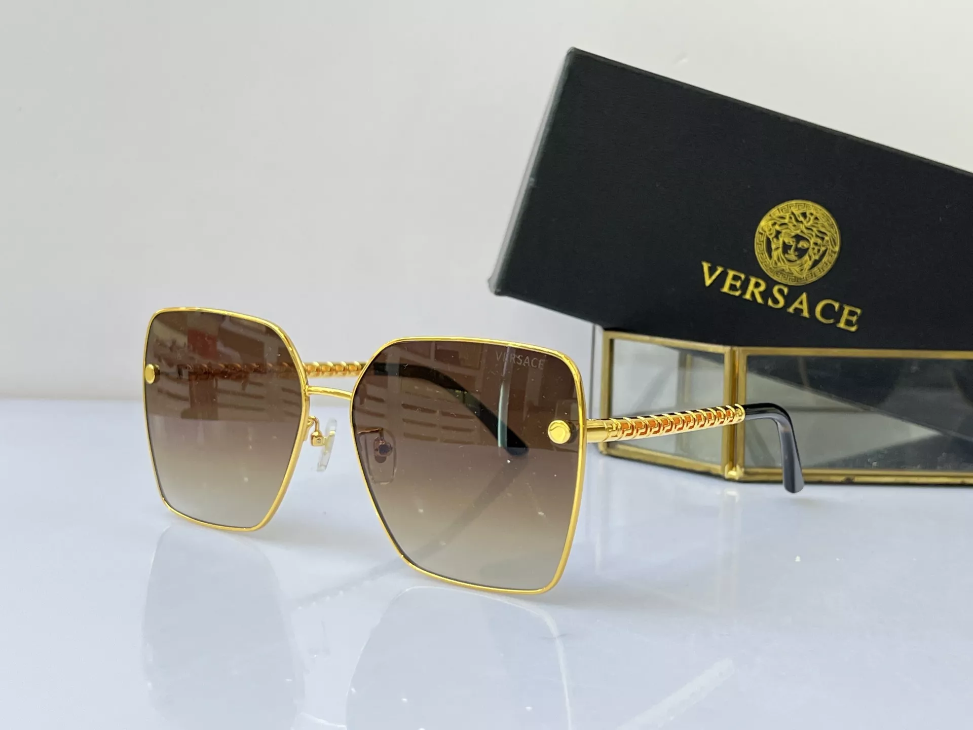 Versace AAA Quality Sunglasses Vibrant 2512