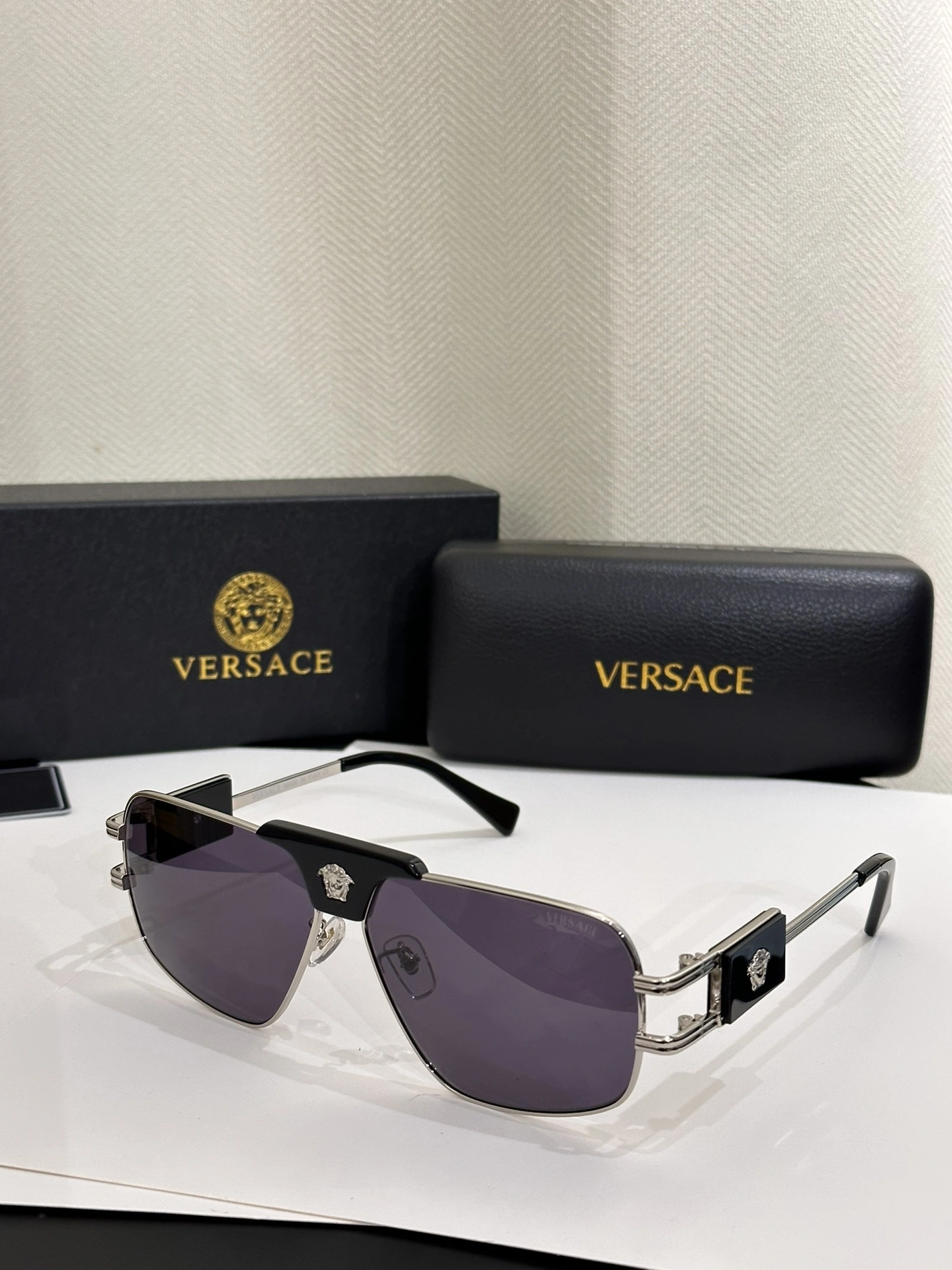 Versace AAA Quality Sunglasses Vibrant 9669