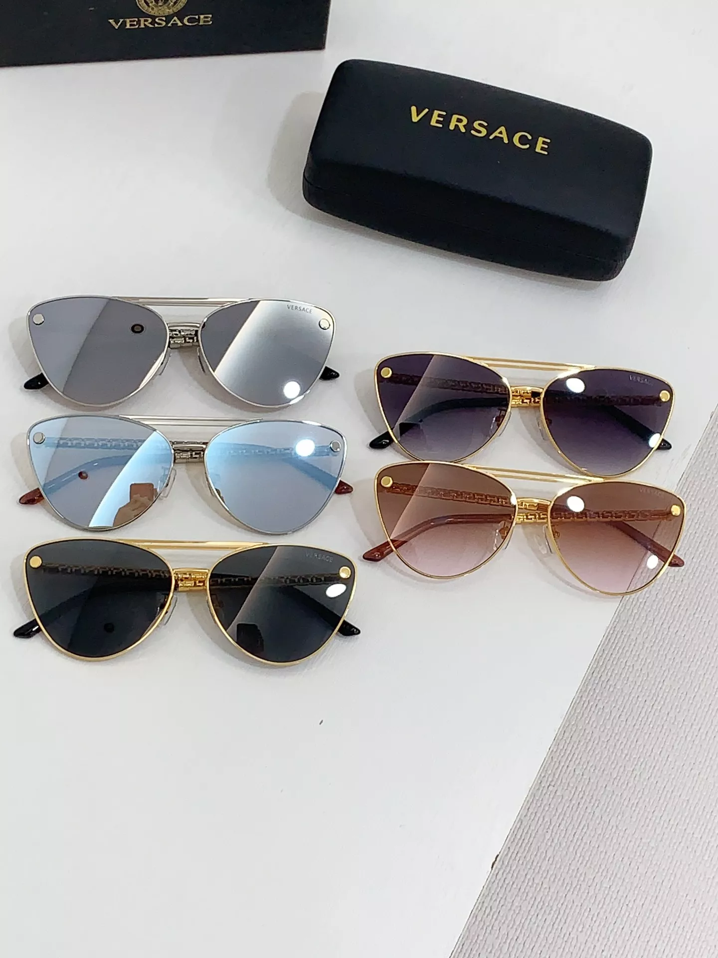 Versace AAA Quality Sunglasses WellDesigned 8147