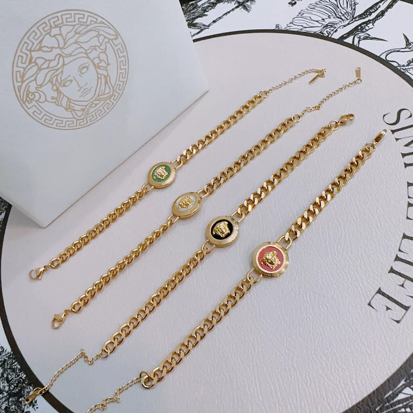 Versace Bracelets Durable 6162