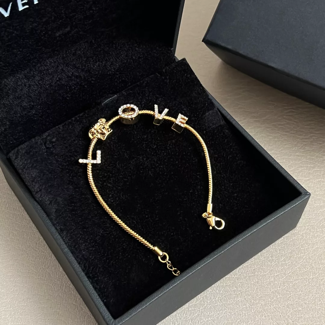 Versace Bracelets Vibrant 6945