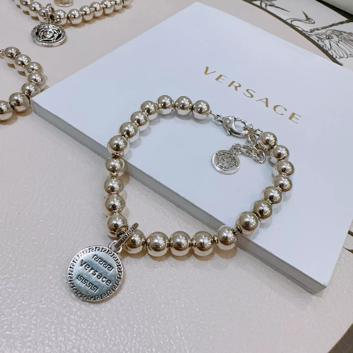 Versace Bracelets WellDesigned 2283