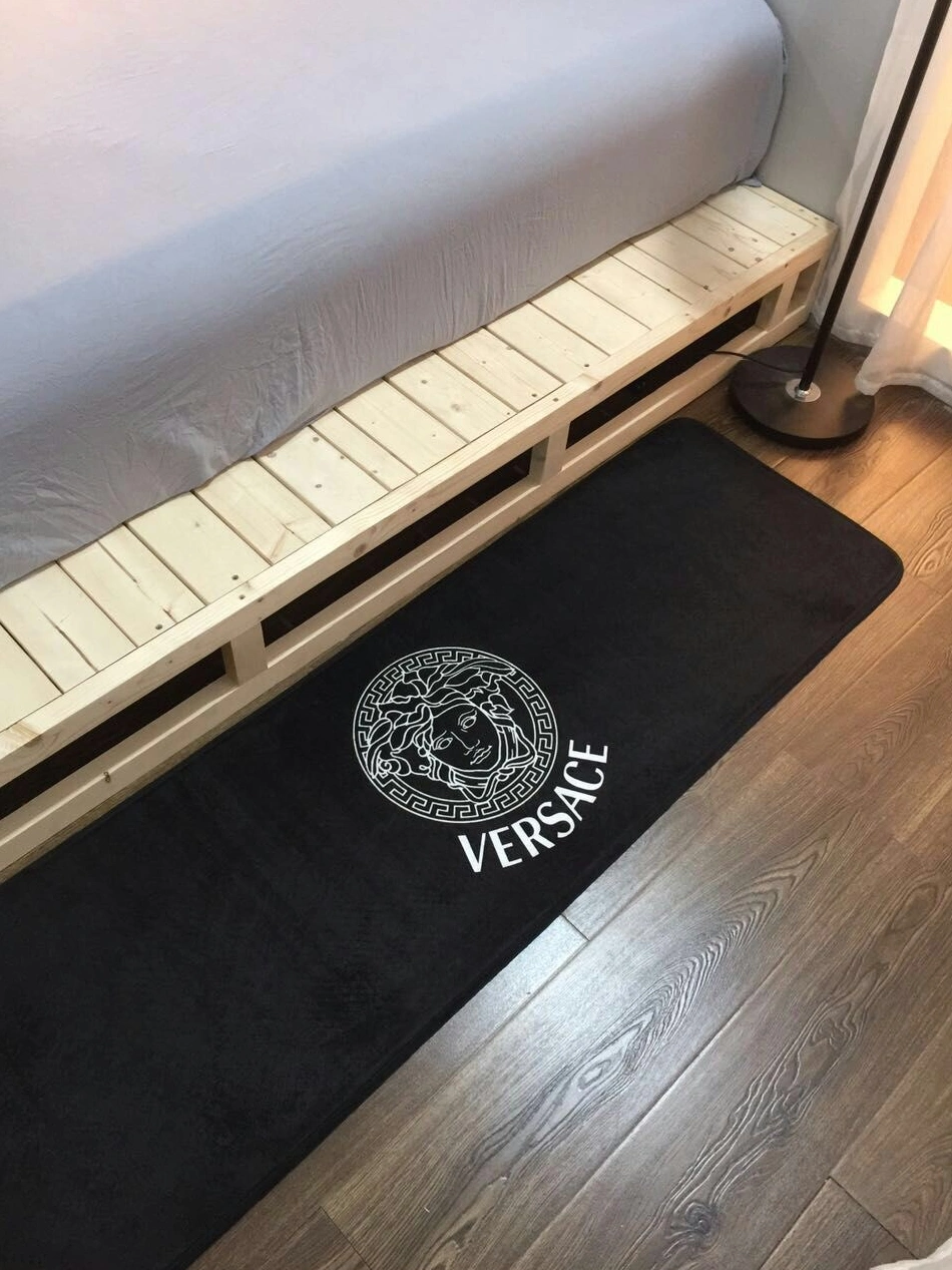 Versace Carpets Sophisticated 8050