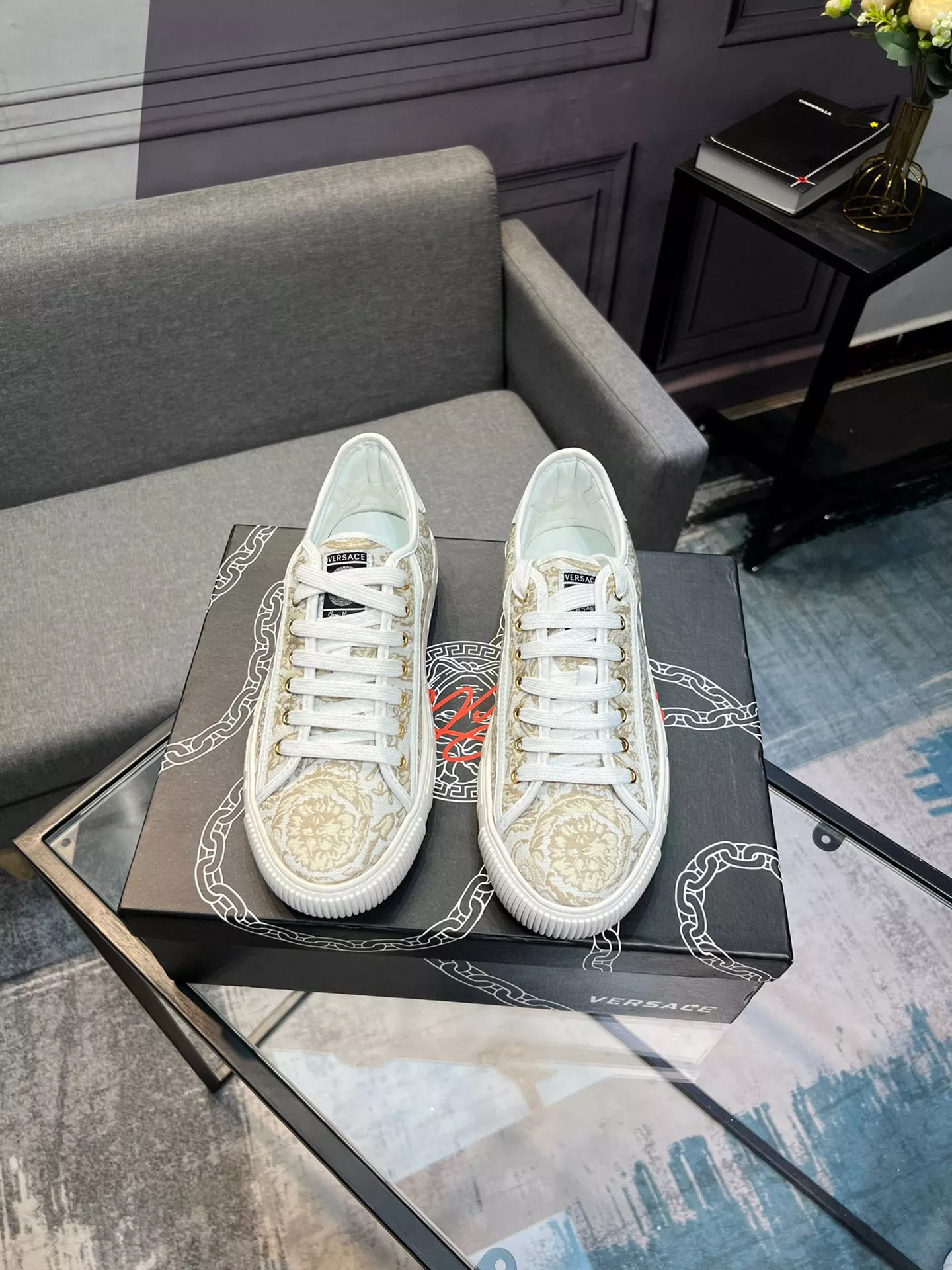 Versace Casual Shoes For Men Classic 9075