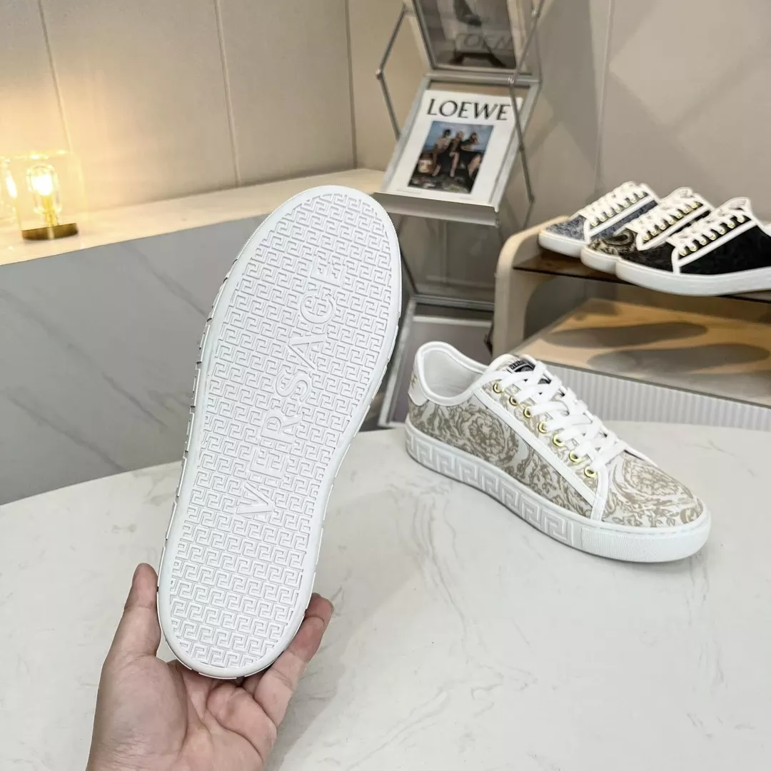 Versace Casual Shoes For Men Comfortable 2980