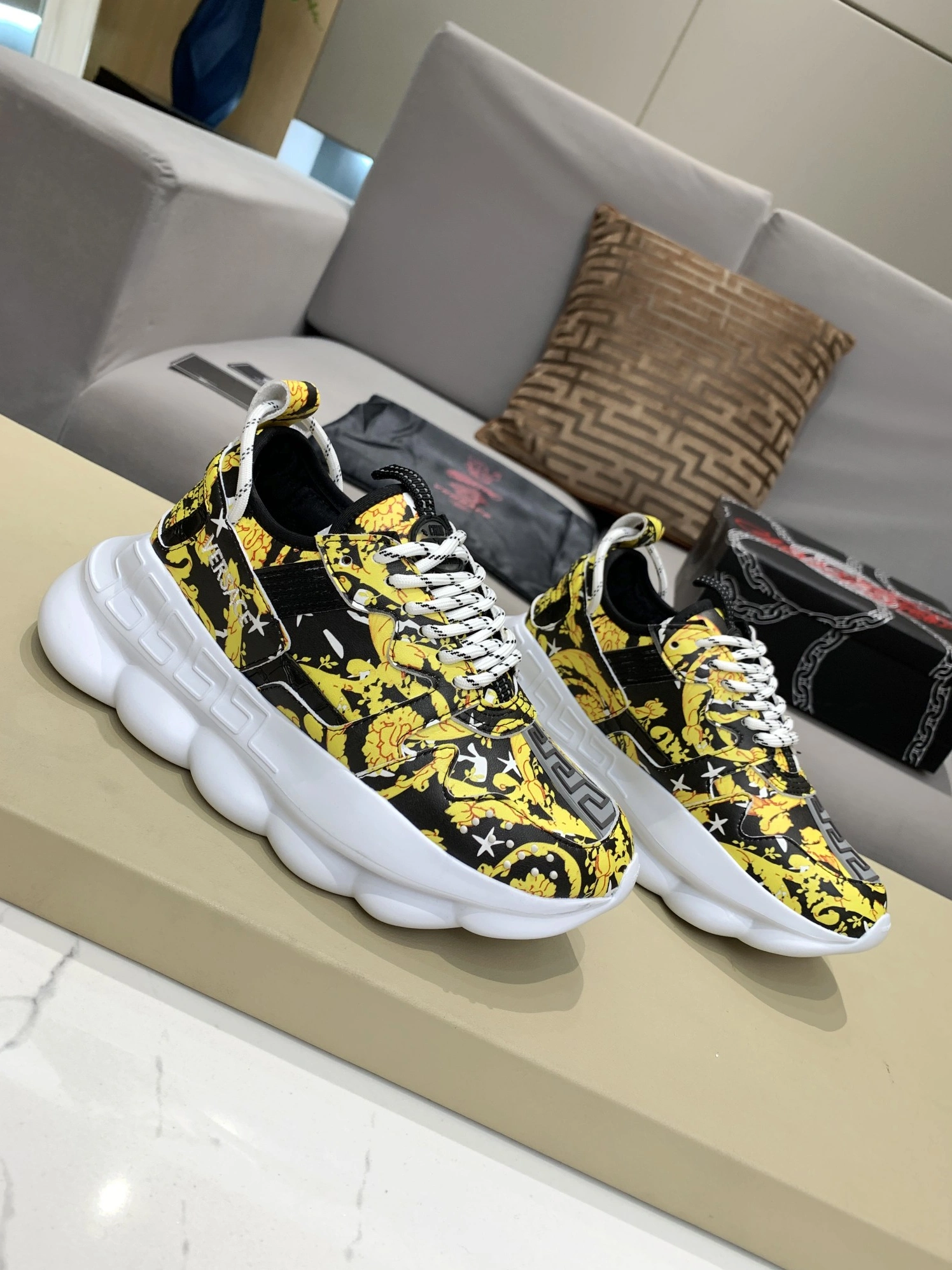 Versace Casual Shoes For Men DailyWear 8308