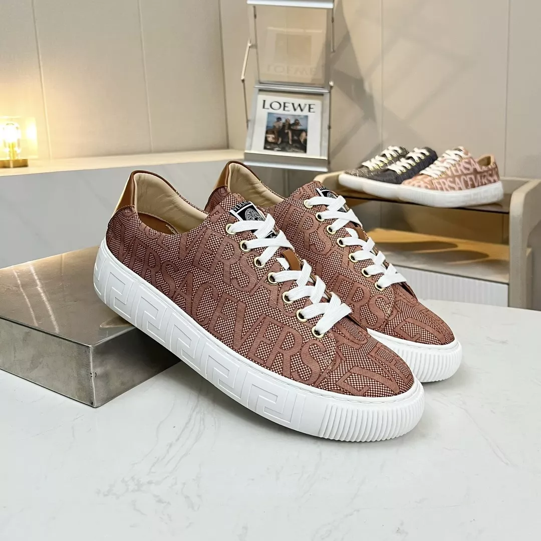 Versace Casual Shoes For Men EyeCatching 2990