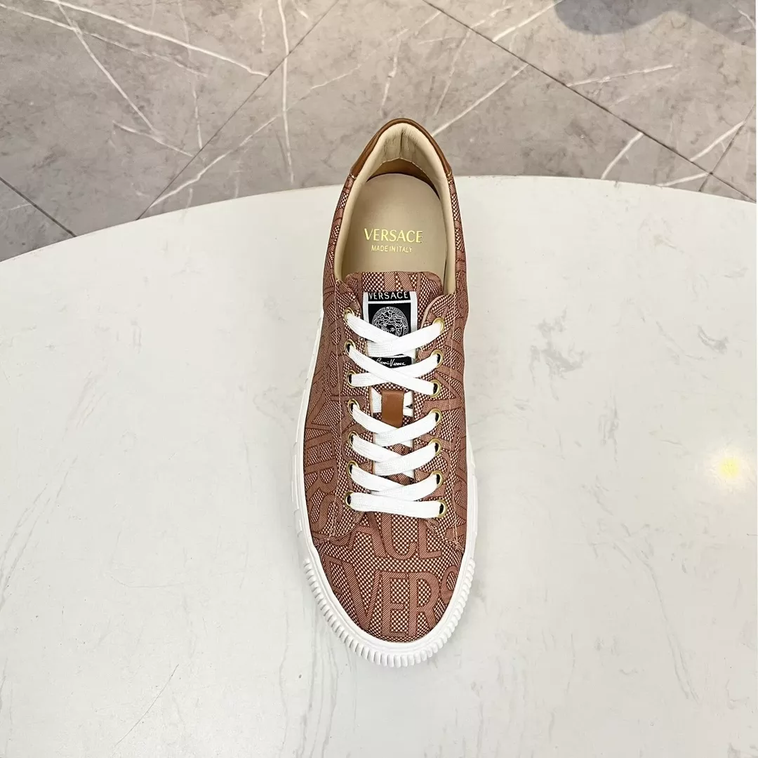 Versace Casual Shoes For Men EyeCatching 2990