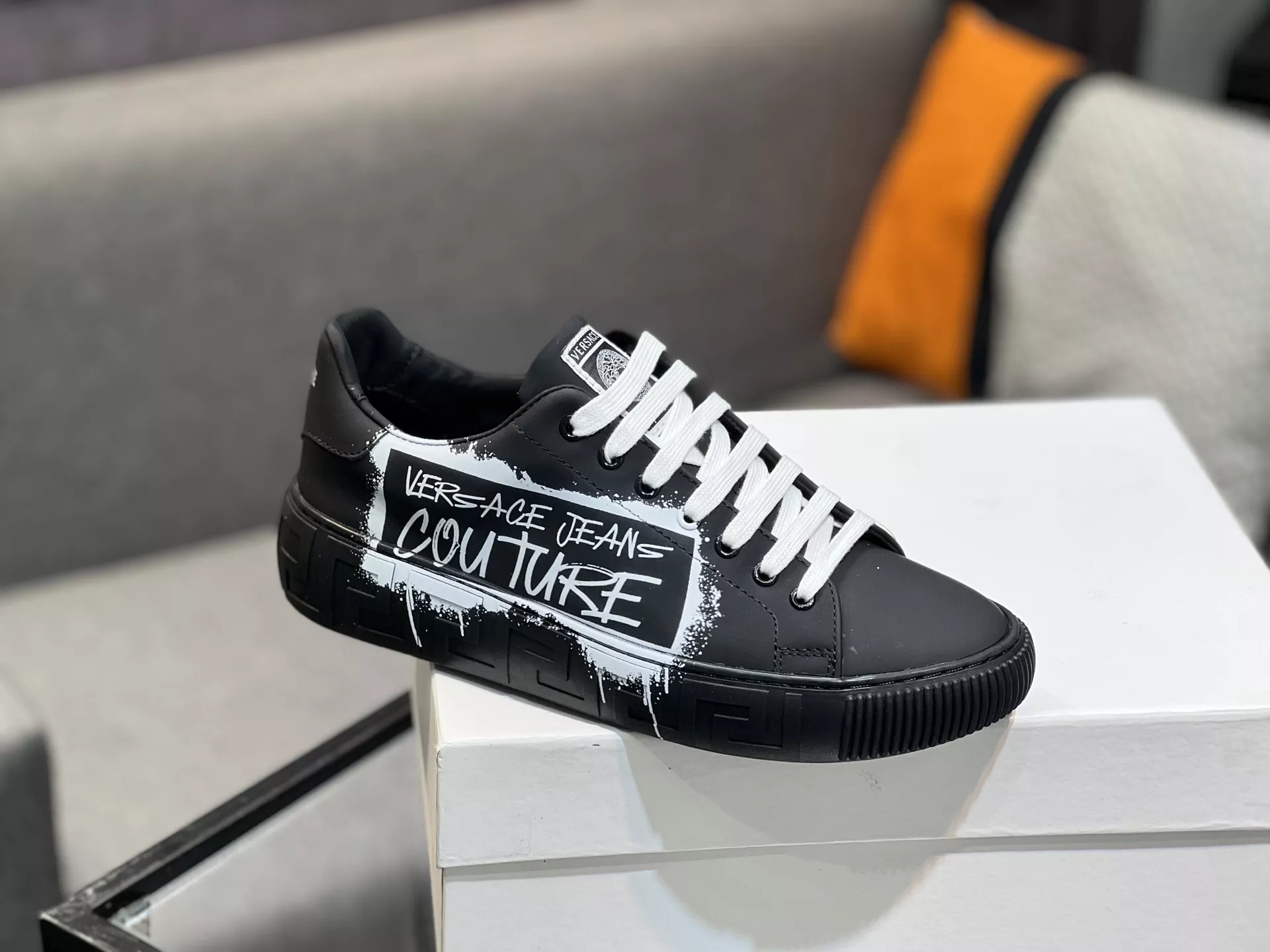 Versace Casual Shoes For Men HighQuality 5389