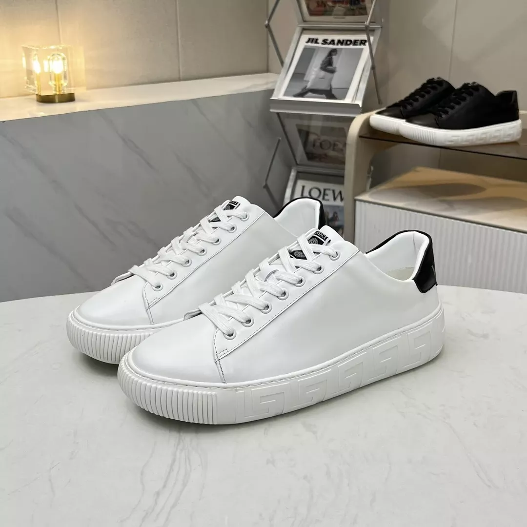 Versace Casual Shoes For Men Popular 5834