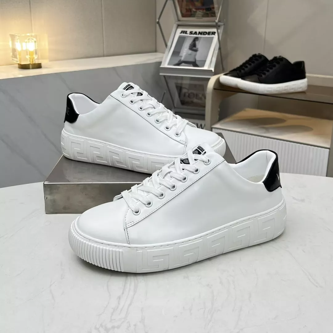 Versace Casual Shoes For Men Popular 5834