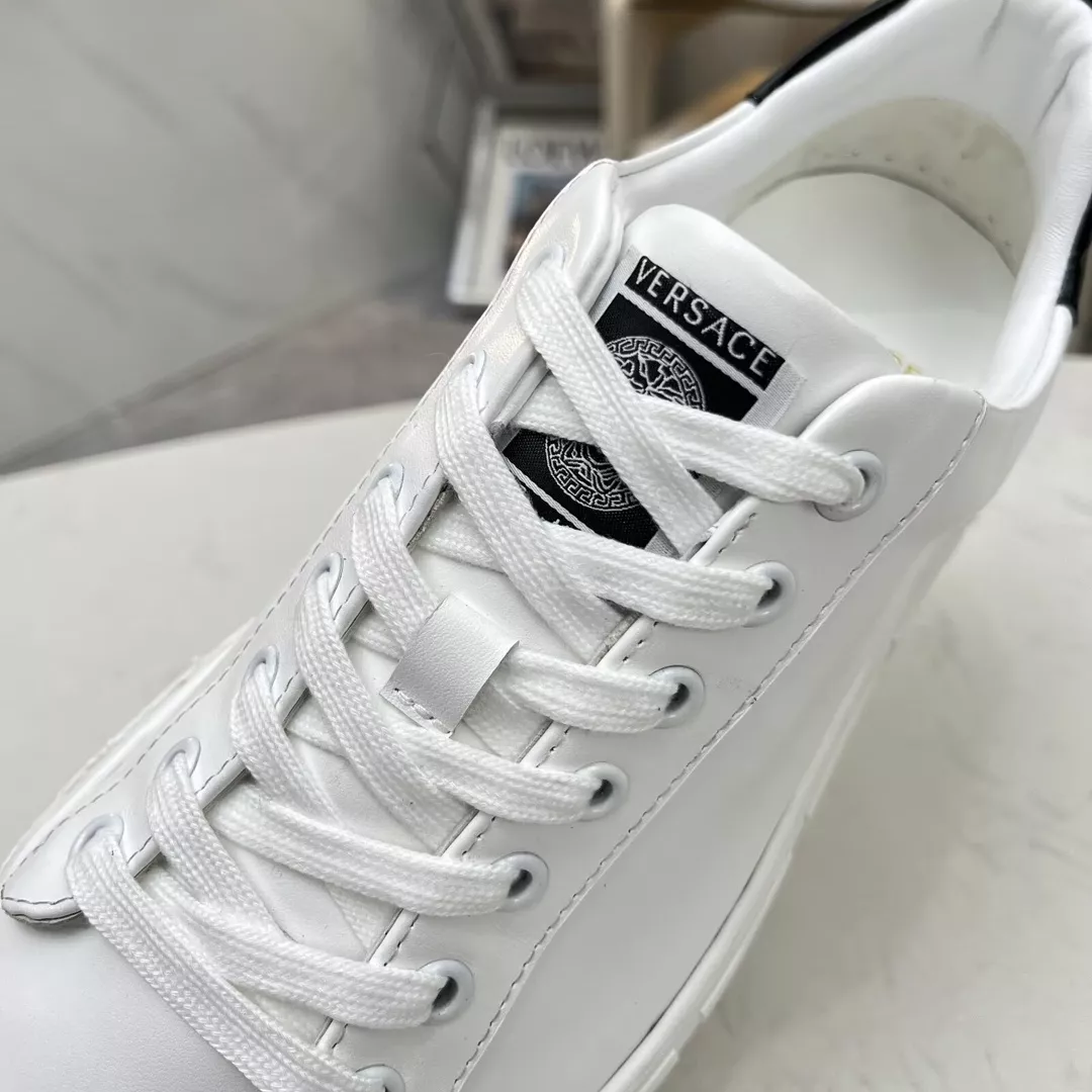 Versace Casual Shoes For Men Popular 5834