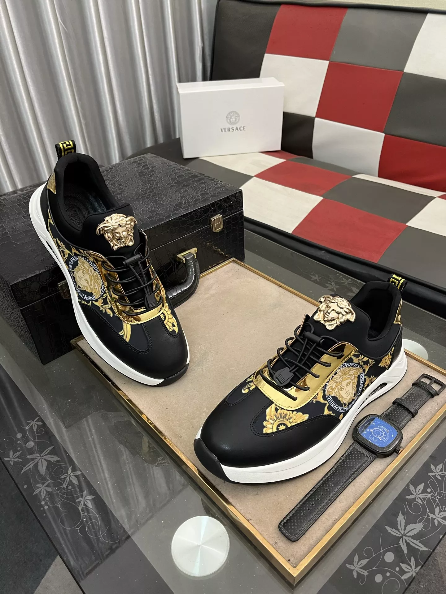 Versace Casual Shoes For Men Trendsetting 7896