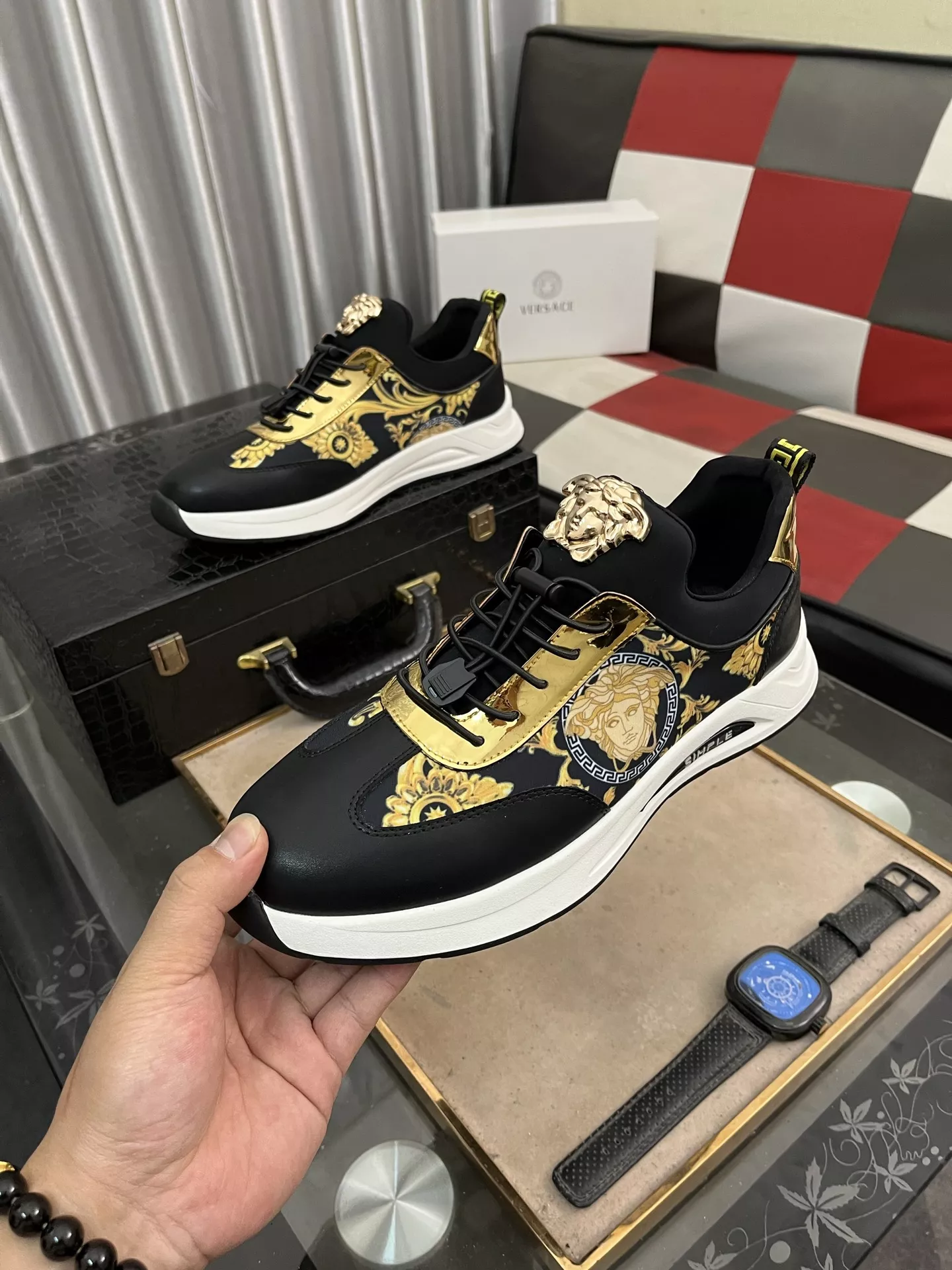 Versace Casual Shoes For Men Trendsetting 7896