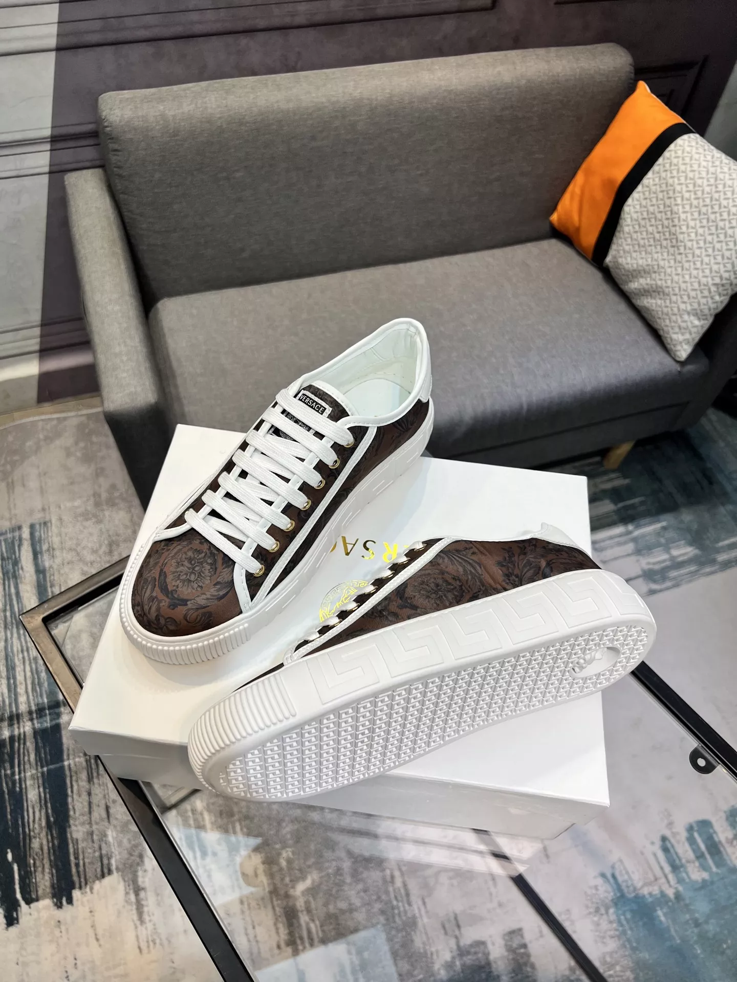 Versace Casual Shoes For Men Versatile 183