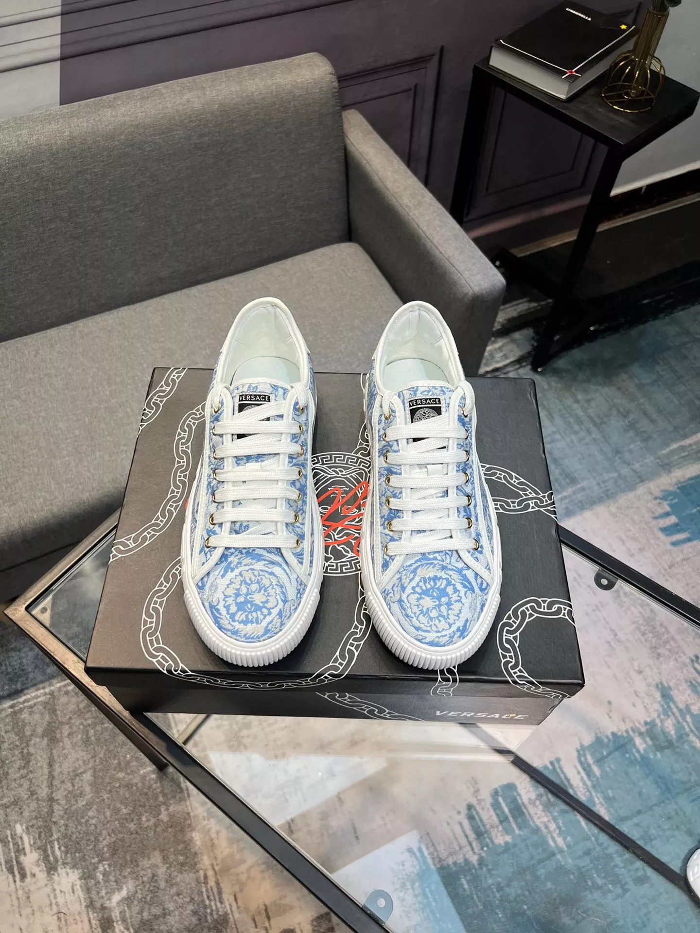 Versace Casual Shoes For Women Comfortable 4306
