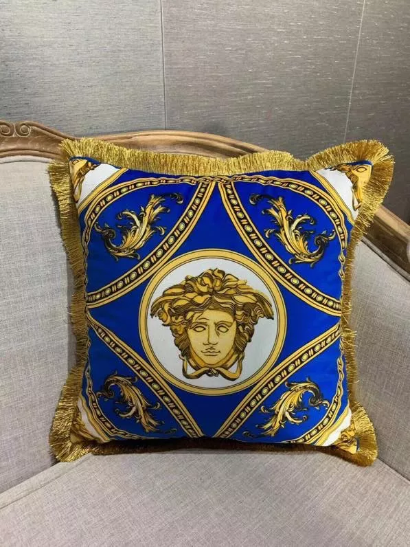 Versace Cushion EyeCatching 9955