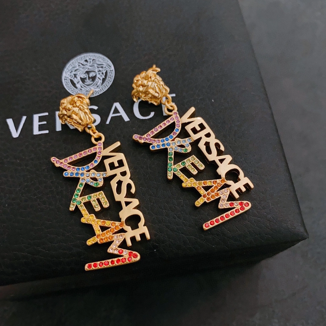 Versace Earrings For Women Comfortable 7882