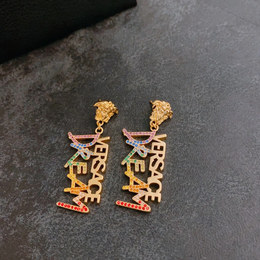 Versace Earrings For Women Comfortable 7882