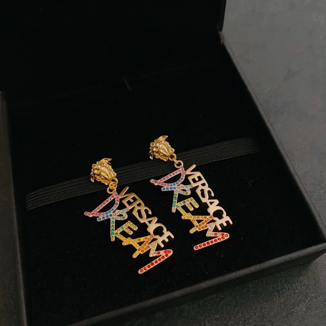 Versace Earrings For Women Comfortable 7882