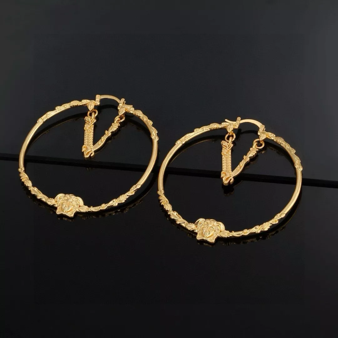 Versace Earrings For Women Durable 3470