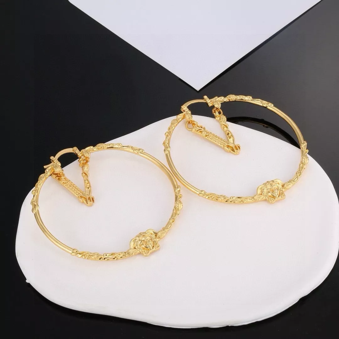 Versace Earrings For Women Durable 3470