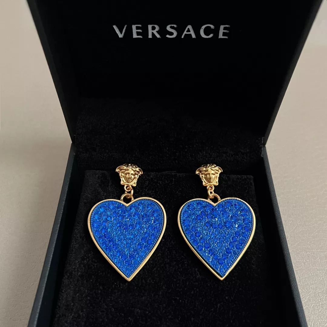 Versace Earrings For Women Durable 5746