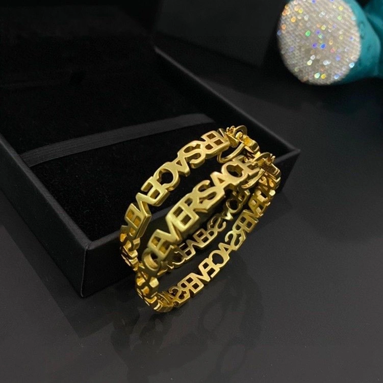Versace Earrings For Women Reliable 1863