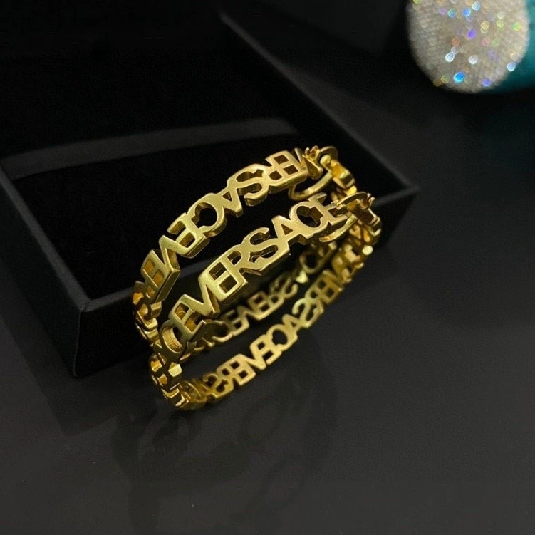 Versace Earrings For Women Reliable 1863
