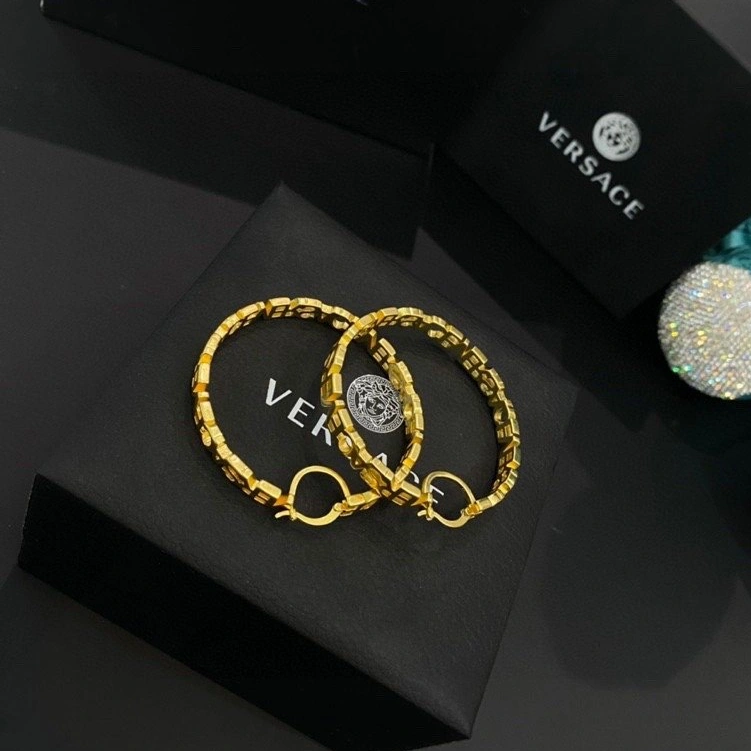 Versace Earrings For Women Reliable 1863