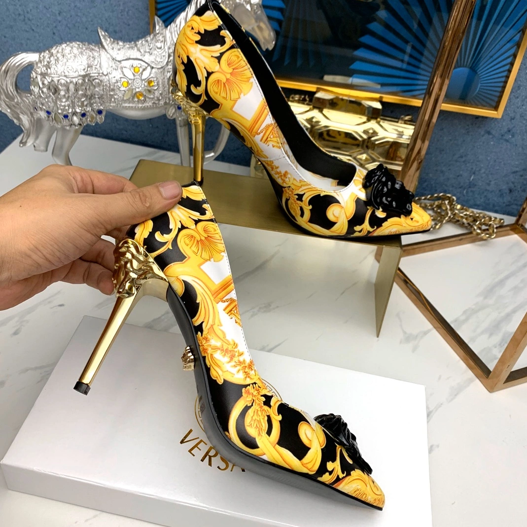 Versace High-Heeled Shoes For Women Resilient 2527