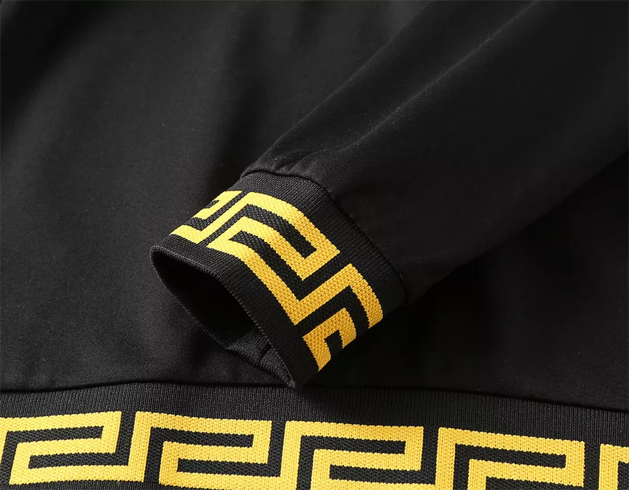 Versace Hoodies Long Sleeved For Men Flexible 3790