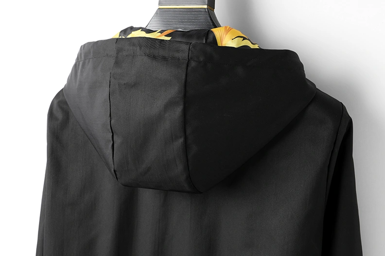 Versace Jackets Long Sleeved For Men Sophisticated 7040