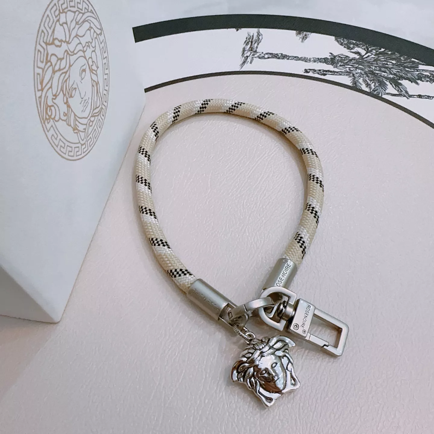 Versace Key Holder And Bag Buckle Trendsetting 4285