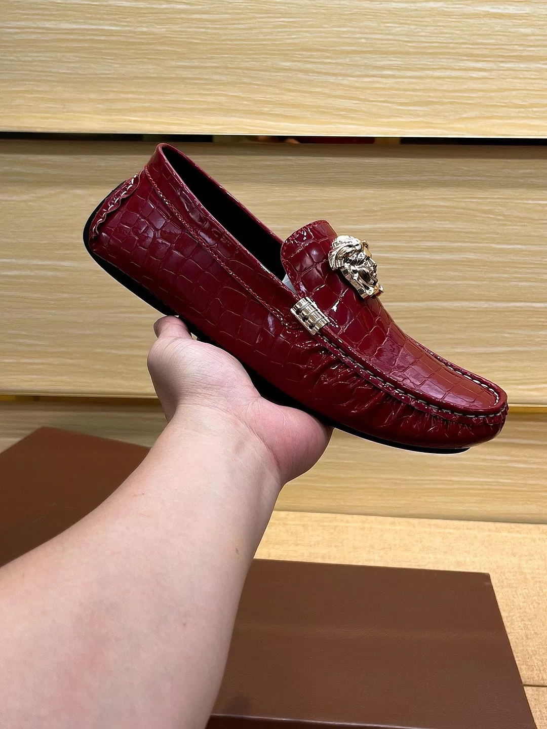 Versace Leather Shoes For Men Affordable 3206