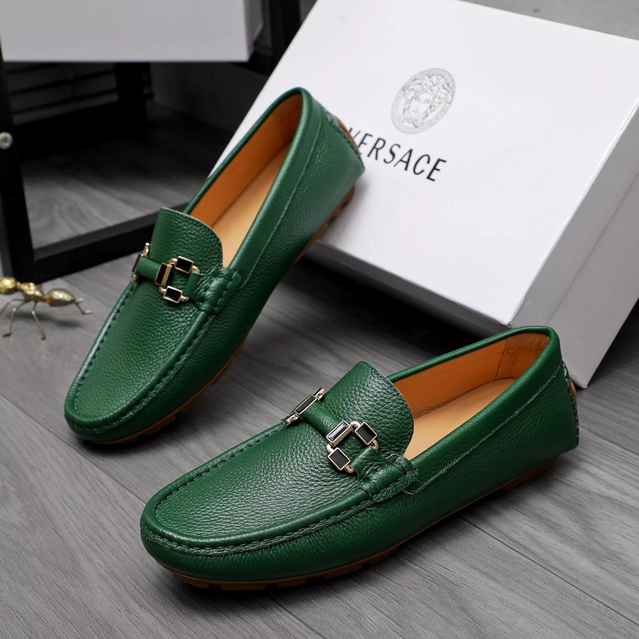 Versace Leather Shoes For Men Affordable 6019