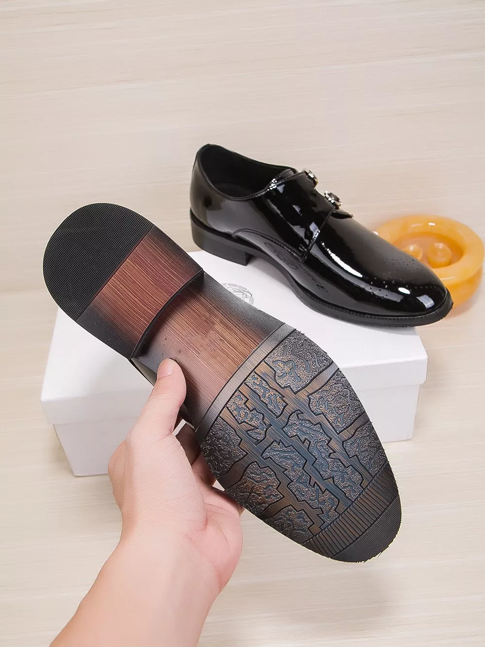 Versace Leather Shoes For Men AllSeason 8856