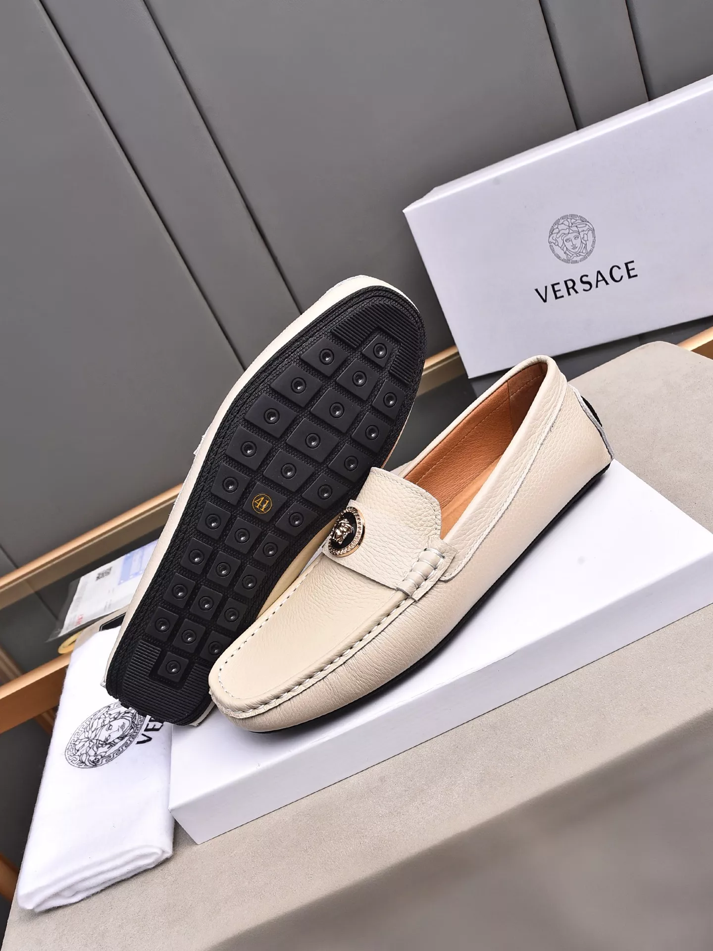Versace Leather Shoes For Men Bold 4576