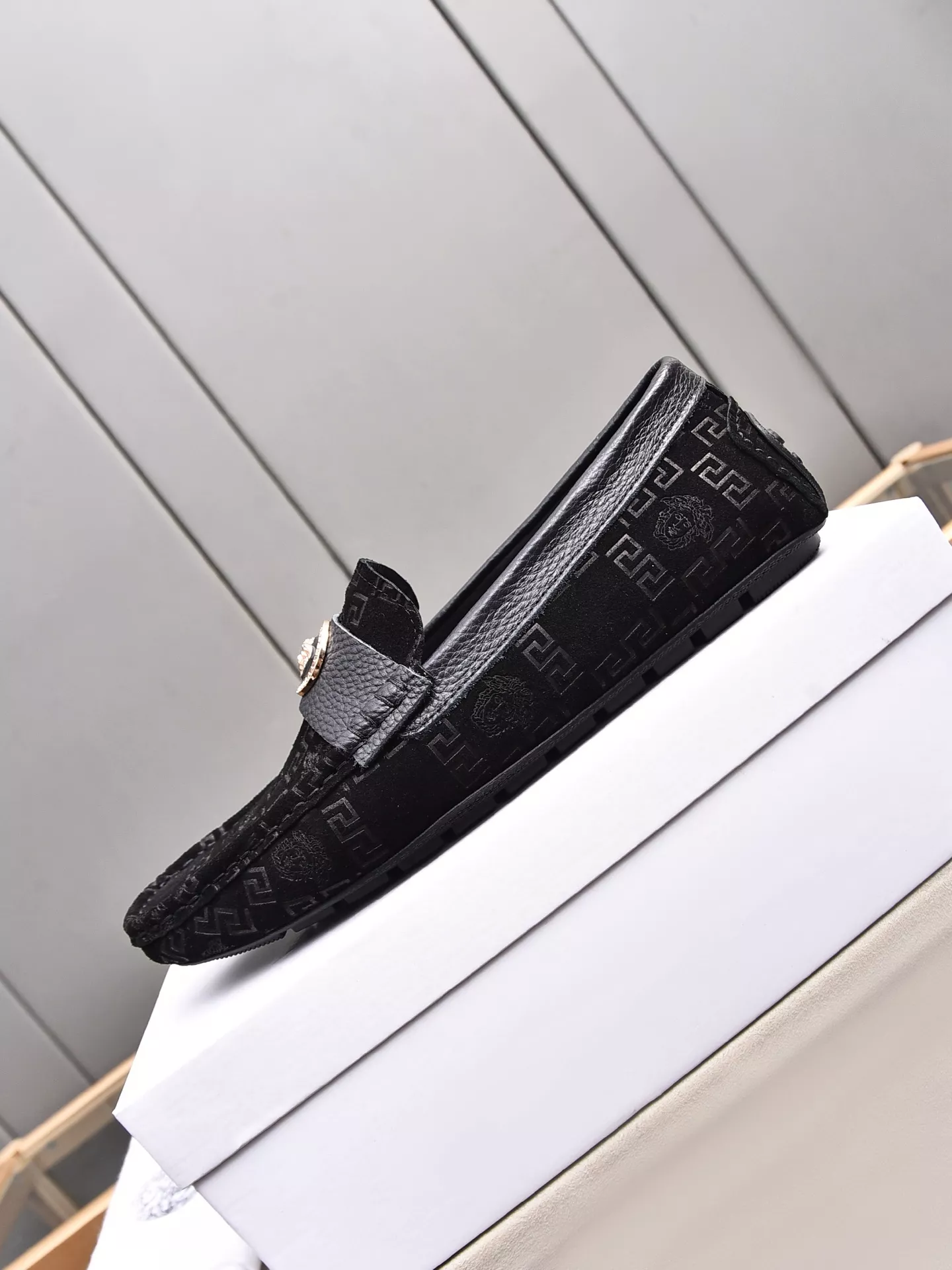 Versace Leather Shoes For Men Comfortable 2456