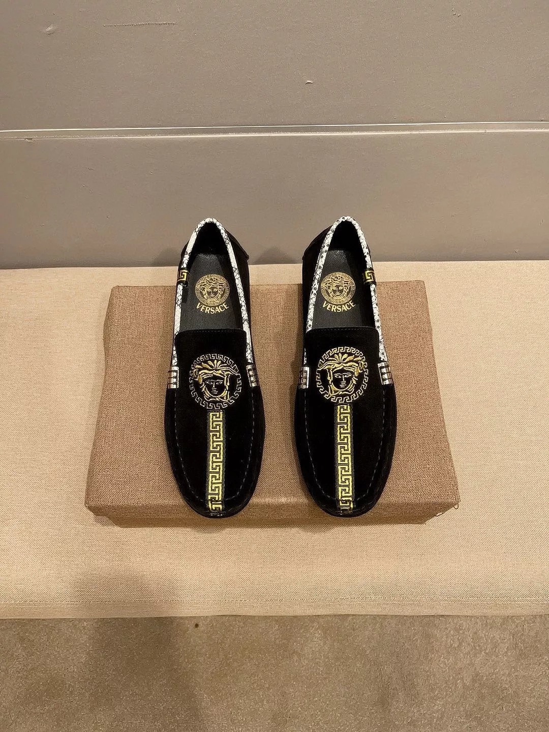Versace Leather Shoes For Men Comfortable 3657